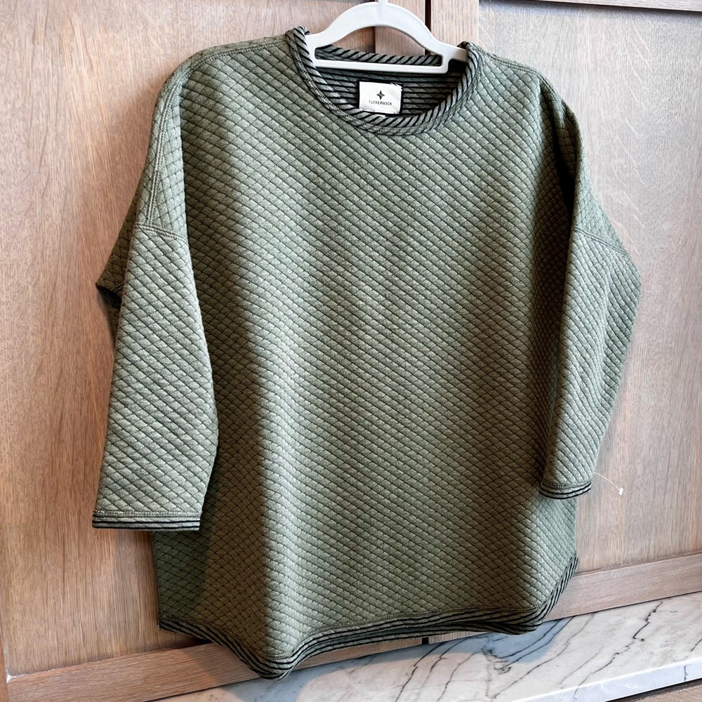 TUCKERNUCK Ally Swing Quilted Reversible Sweatshirt Sage Green Tennis Preppy S - Picture 13 of 17